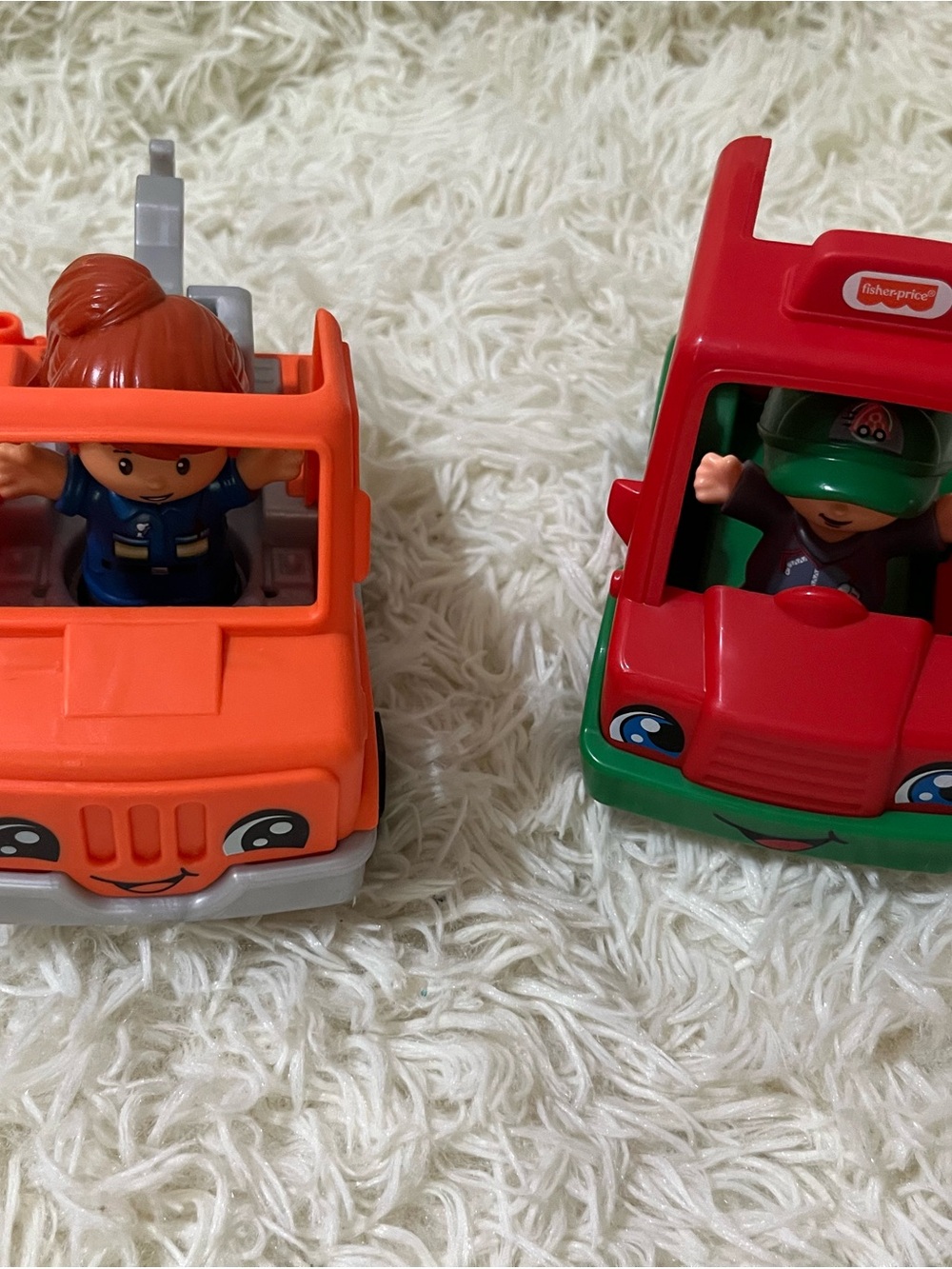 Fisher-Price Orange Tow Truck and Red Pizza Truck Toy Vehicle Pair with Drivers